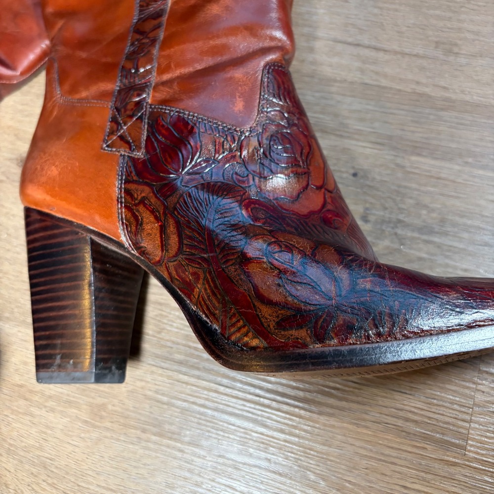 Boho Antonio Melani 8.5 M Floral Embossed Leather Block Heel Boots Cognac Brown - Picture 2 of 6